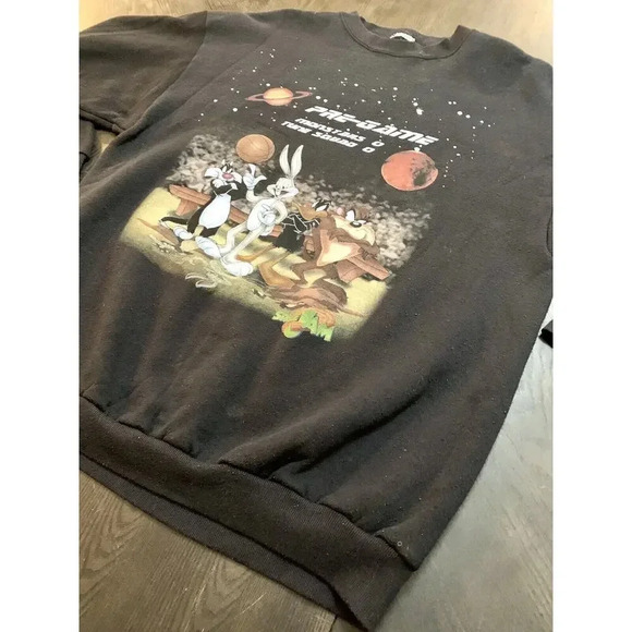 Vtg 1996 Space Jam Warner Brothers Black Sweatshirt Crew Neck Basketball Sz Med? - Picture 2 of 8